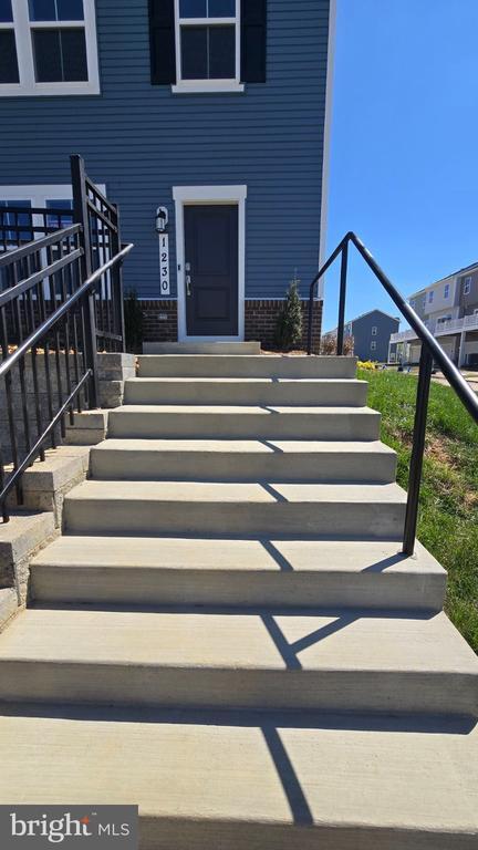 Photo - 1230 Red Clover Ln