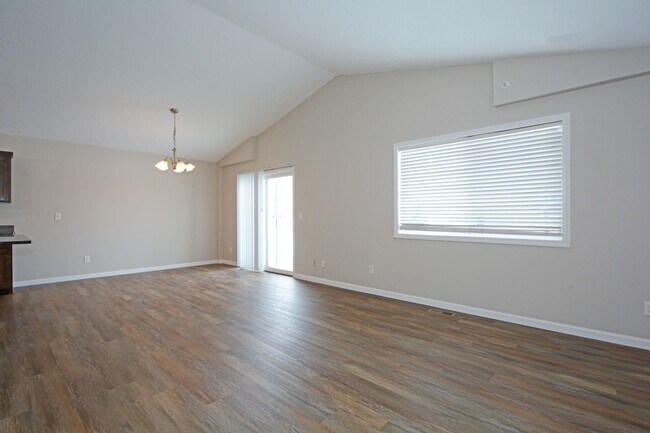 Photo - Newly Updated Townhouse Available Now in Monticello!
