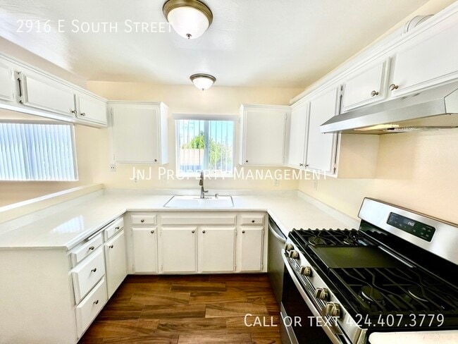 Building Photo - 2916 E South St Unit 4 Rental