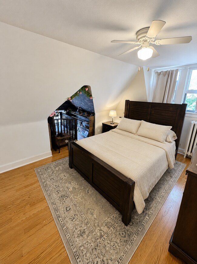Photo - 1232 Hinman Ave Unit 3