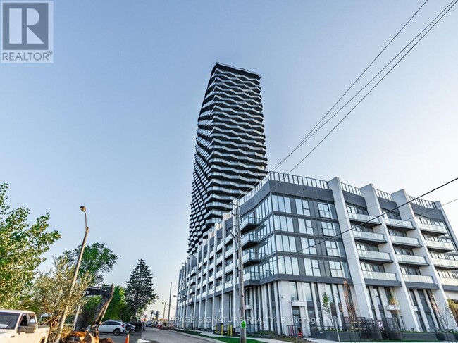 Photo - 36 Zorra St Unit 805