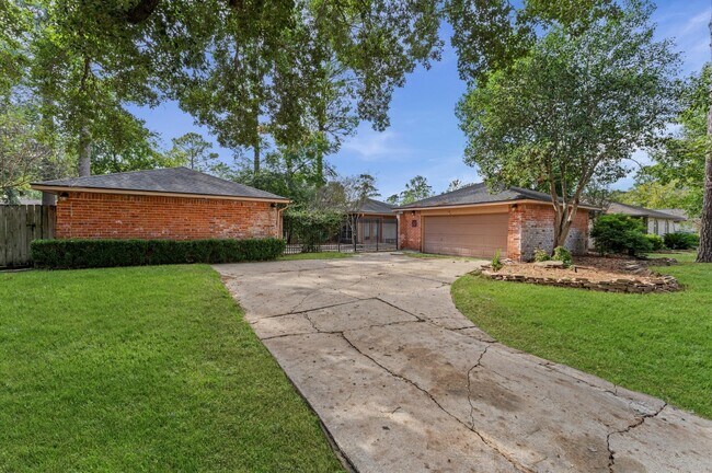 Photo - 12319 Campos Dr