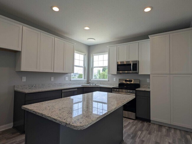 Photo - 7301 Aster Wy