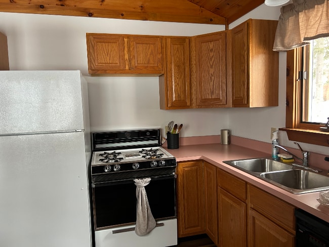 Photo - 6309 Boston State Rd