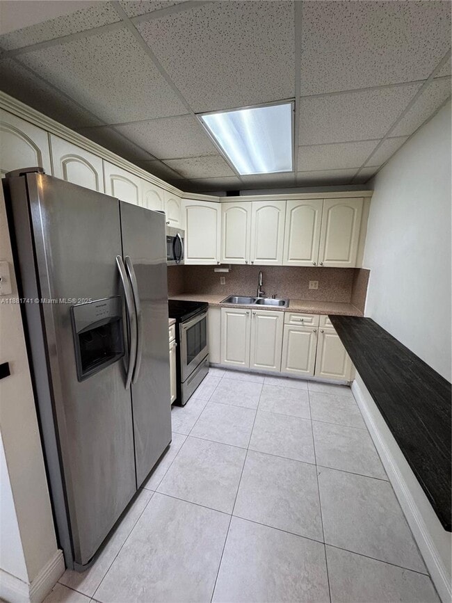 Building Photo - 13450 SW 3rd St Unit 203D Rental