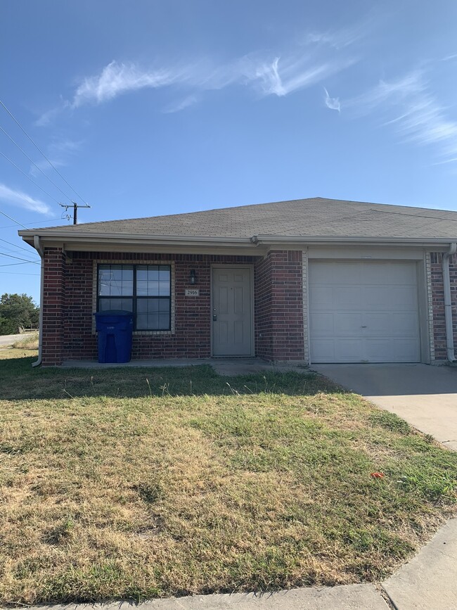 Photo - 2916 Ashley Dr Unit 2916