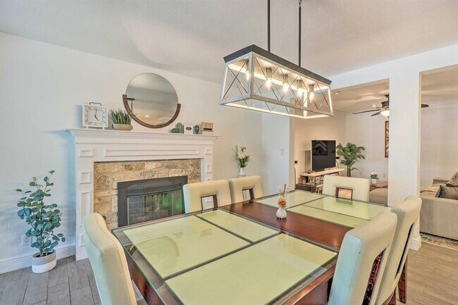 Photo - 411 Ramble Ln