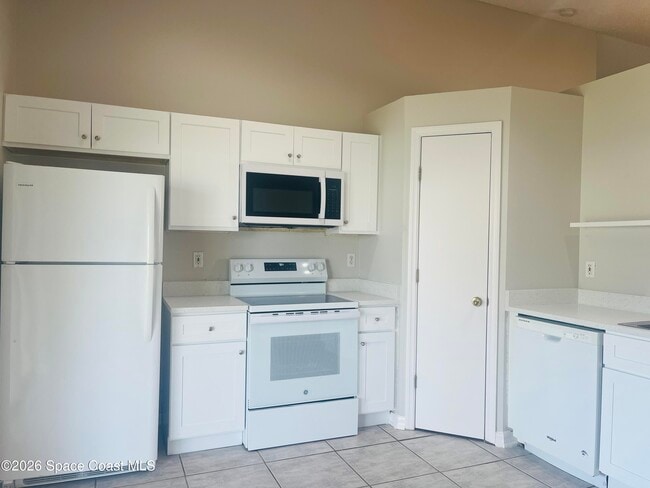 Photo - 2824 Maderia Cir
