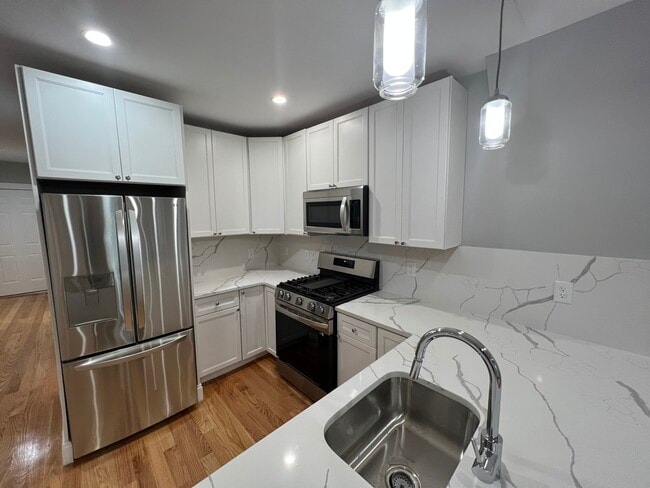 Photo - 15 Harold St Unit #1