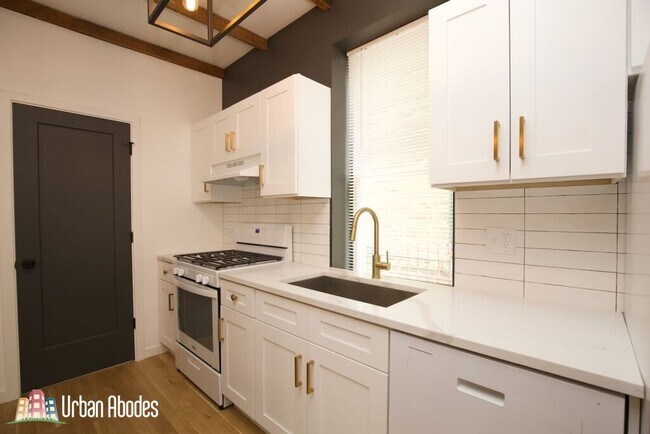 Photo - 908 N California Ave Unidad A08C