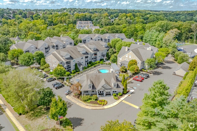 Building Photo - Riverwood at New Canaan Rental