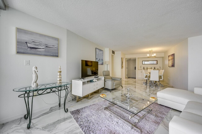 Photo - 320 Seaview Ct Unidad SI FL12-ID1546091P