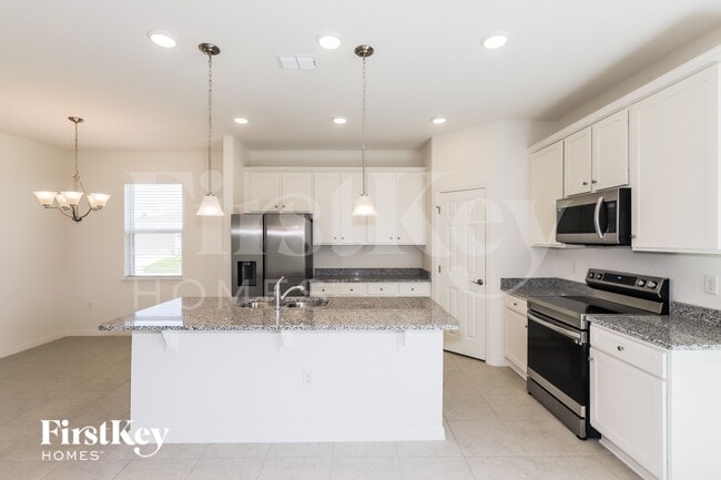 Photo - 543 Crown Rose Dr