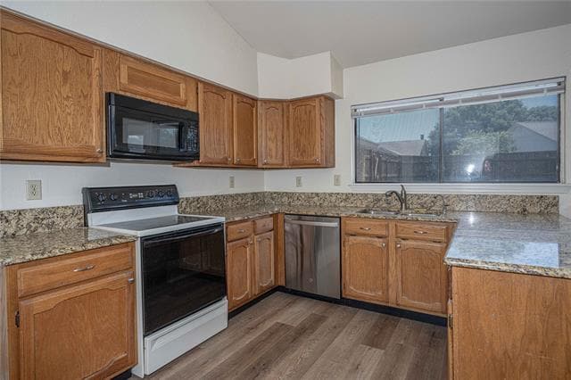 Photo - 4036 Churchill Dr