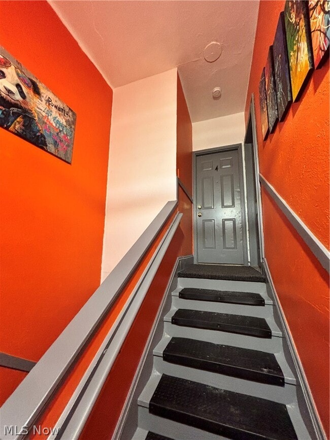 Photo - 1340 W 65th St Unidad 4