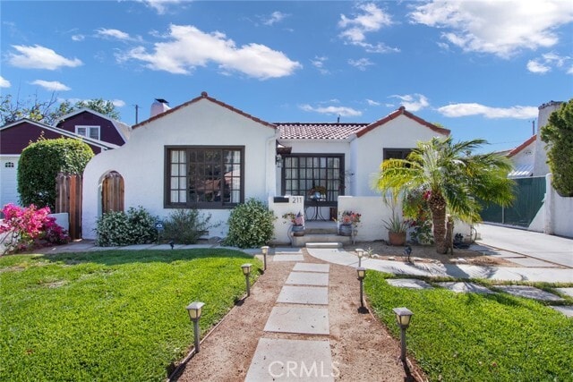 Building Photo - 211 N Frederic St