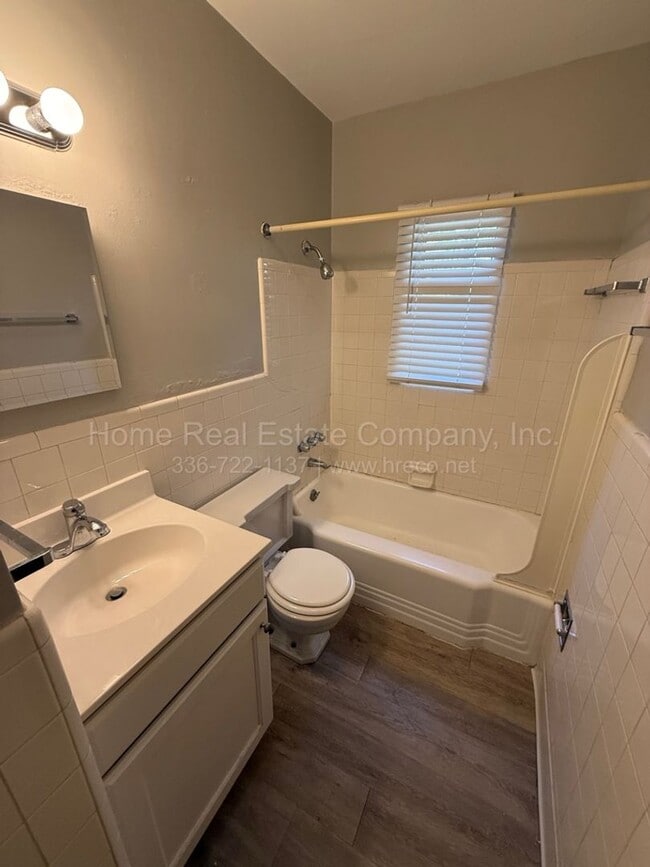 Photo - 840 Carolina Ave NW Unidad C-4