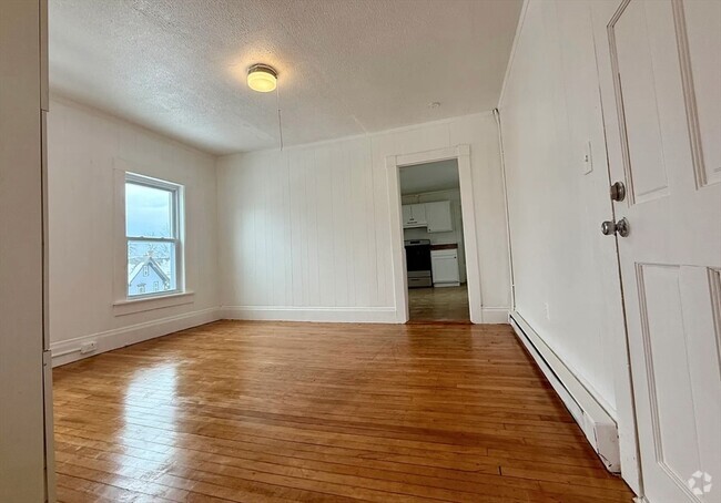 Building Photo - 68 Smith St Unit 1 Rental