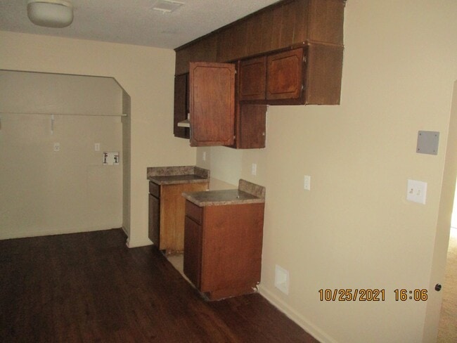 Photo - 1409 Westcliff Ct