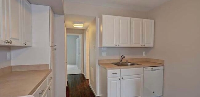 Photo - 2060 Royal Fern Ct Unit 21A