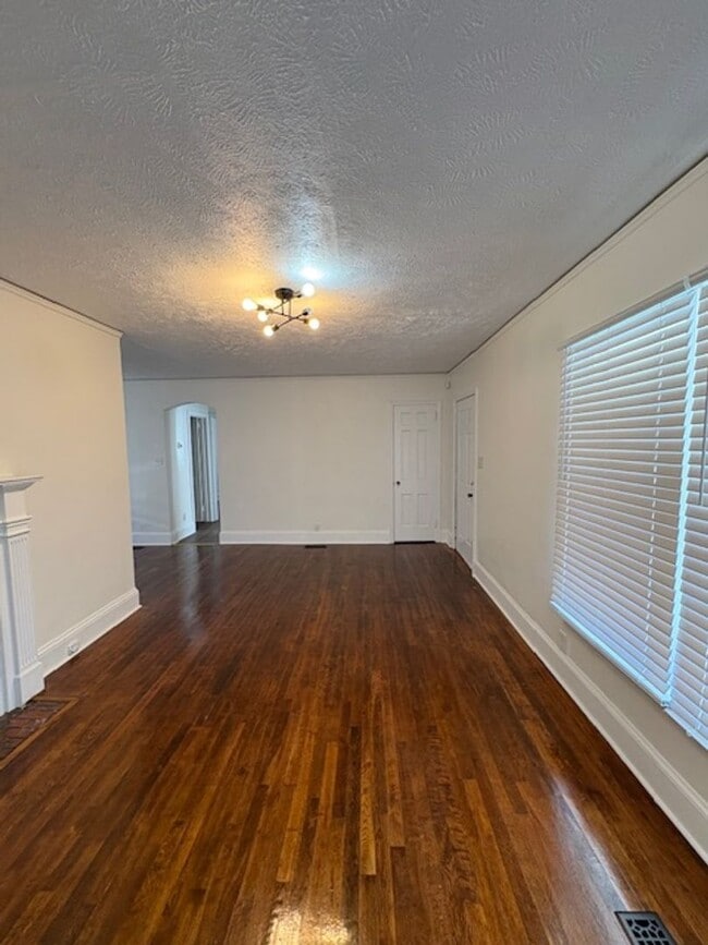 Photo - 3816 John Marshall Rd