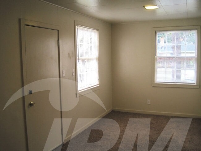 Photo - 1752-1754 Vallombrosa Avenue Unit 1752 Vallombrosa