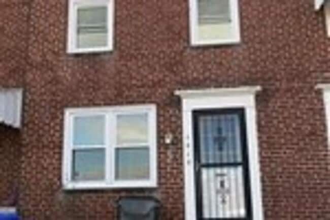 Building Photo - 1415 Calder St