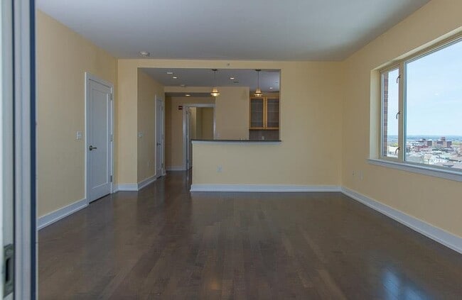 Photo - 3312 Hudson Ave Unit 10J