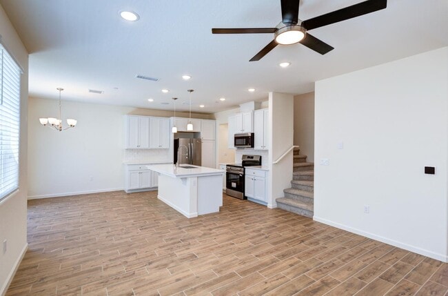 Photo - 1498 Vintage Ln