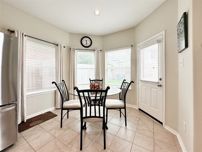 Photo - 6118 Coastal Grove Ln