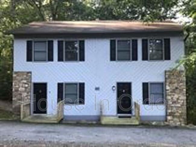 Building Photo - 187 Weston Rd Rental