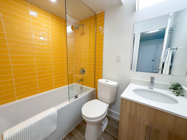 Photo - 160 Dowling Ave Unit Studio