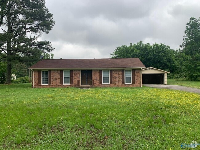Building Photo - 18256 Edgewood Rd Rental