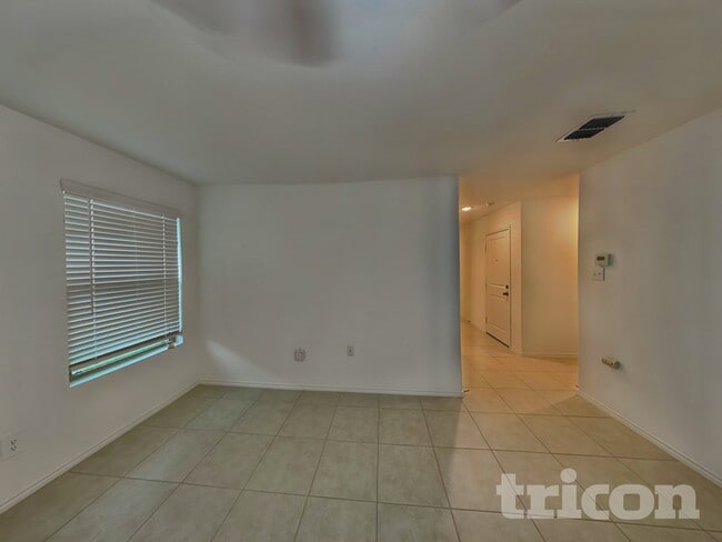 Photo - 2602 Vavra Ln