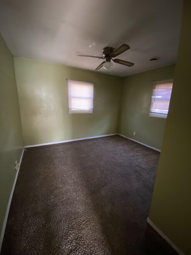 Photo - 1736 W Grand Ave