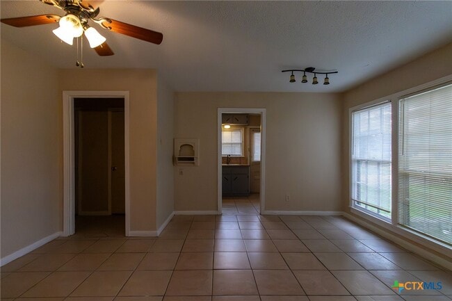 Photo - 1310 Massey St