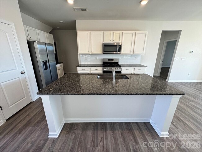 Photo - 1007 Maylen Trce