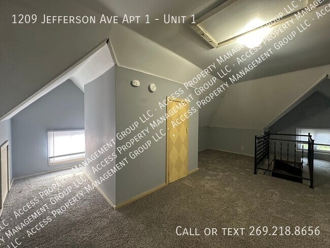 Photo - 1209 Jefferson Ave Townhome