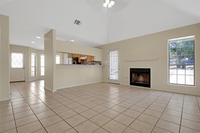 Photo - 2016 Castle Gate Cir