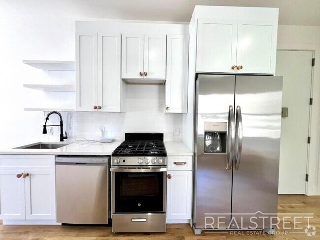 Building Photo - 2 bedroom in BROOKLYN NY 11233 Unit 2 Rental