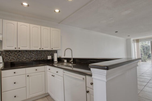 Photo - 4489 Luxemburg Ct Unit 101