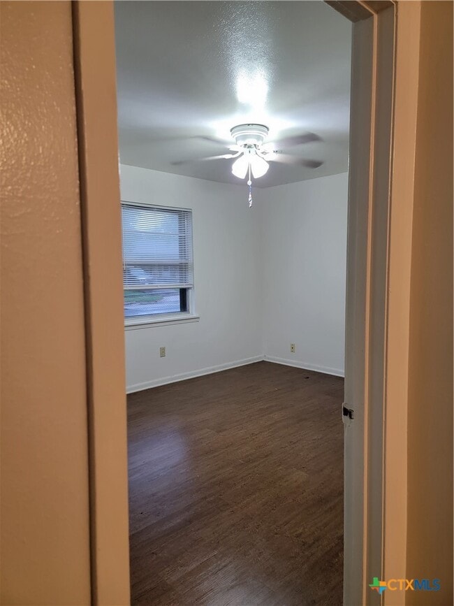 Photo - 604 S 11th St