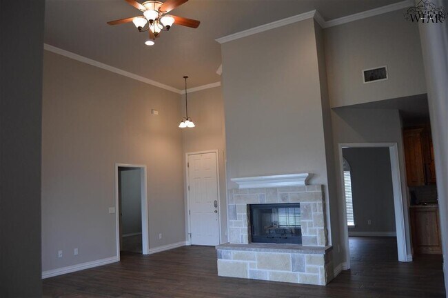 Photo - 3 Prairie Lace Ct