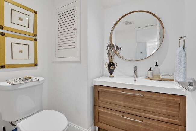 Photo - 9820 S Hollybrook Lake Dr Unit 306