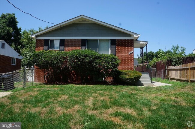 Building Photo - 1423 Pacific Ave Rental