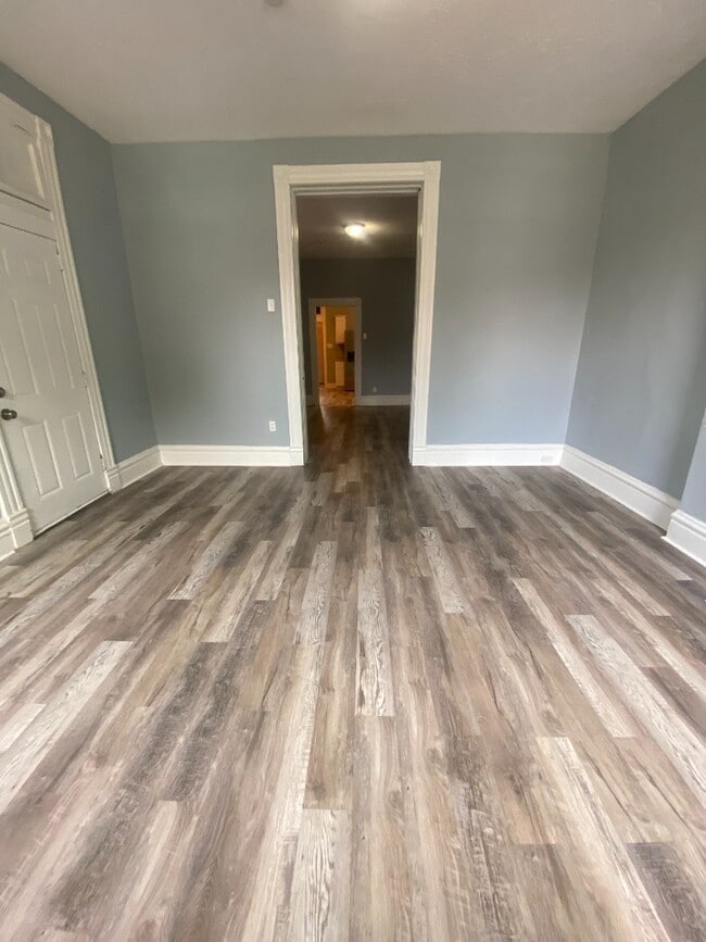 Photo - 2939 Michigan Ave