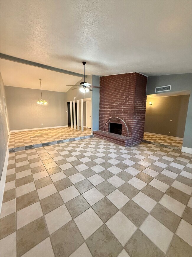 Photo - 14650 Lourdes Dr