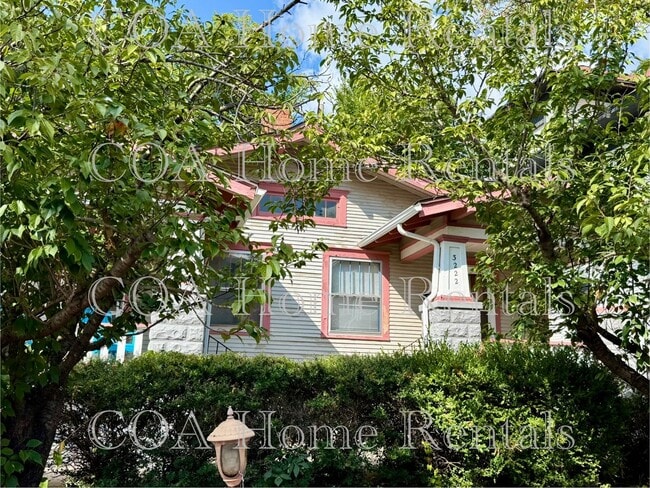 Building Photo - College Hill Duplex Rental