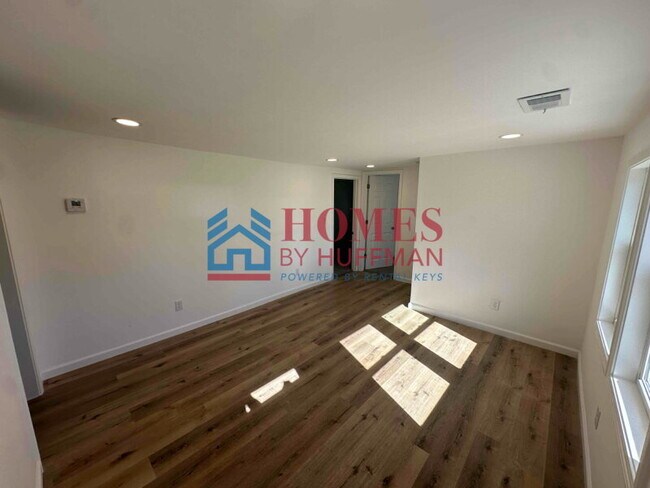 Photo - Two Bedroom House | Completely Updated