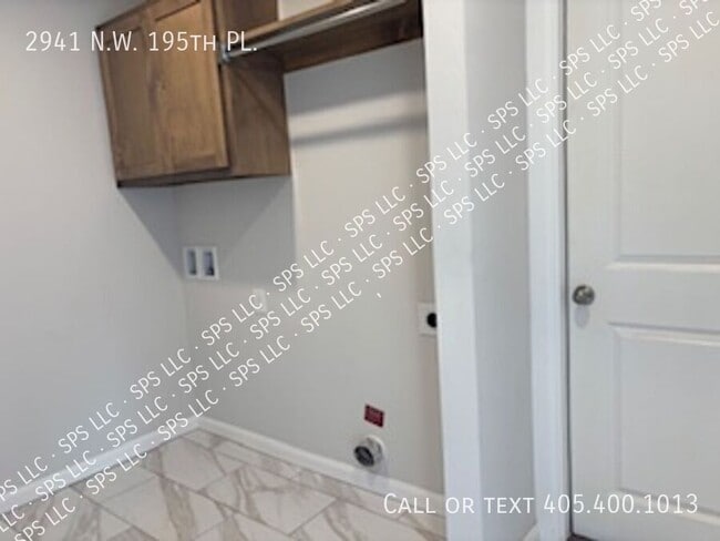 Photo - 2941 NW 195th St